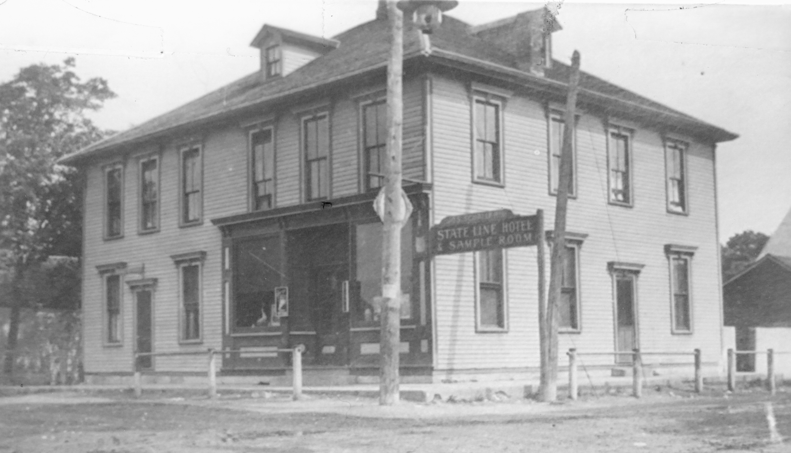 Town of Dyer > Home > History